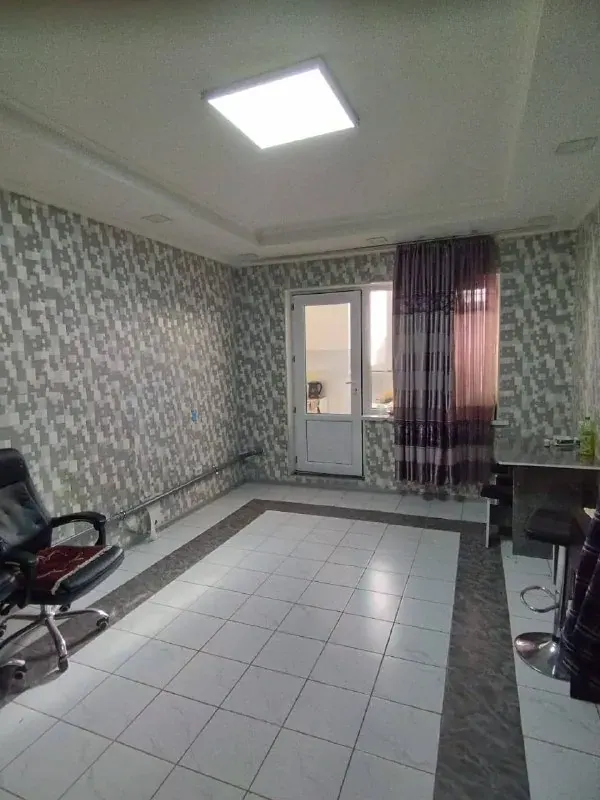Помещение свободного назначения 54 м², Ахунбаева, 53.6 м², Бишкек, Ахунбаева — фото 5