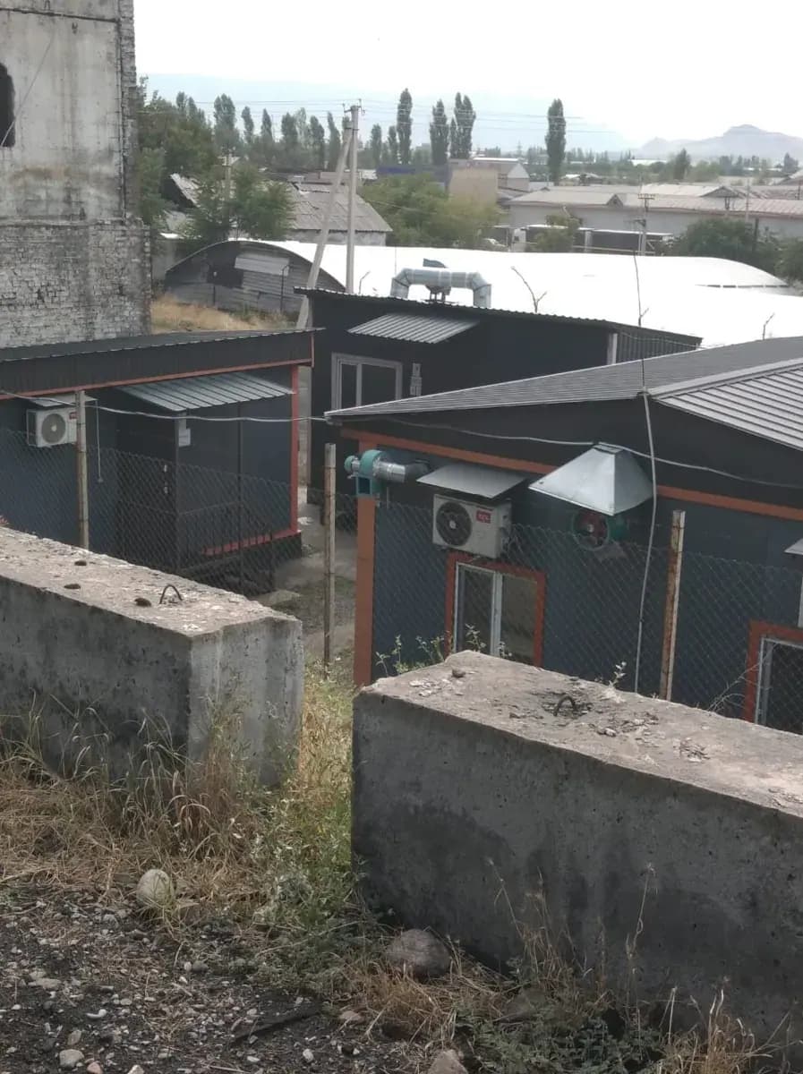 Земельный участок 4,4 сот., Ош, 442.5 м², г.Ош, ул.Турсунбаева, 178 — фото 1