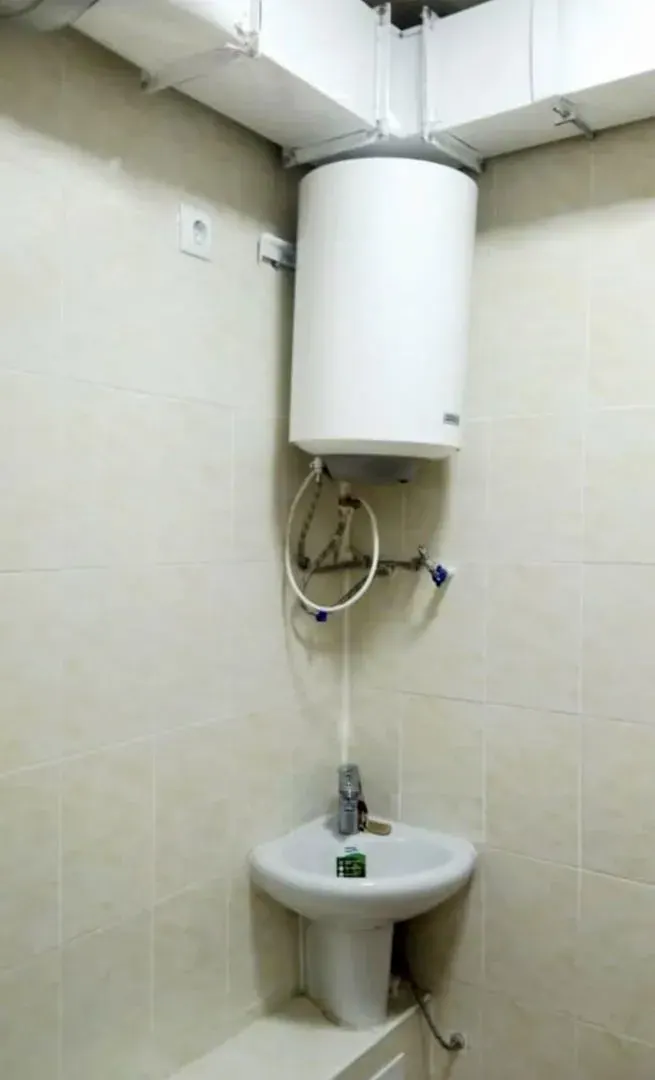 Помещение свободного назначения 77 м², 12 м-н, 77 м², Бишкек, 12 м-н — фото 2